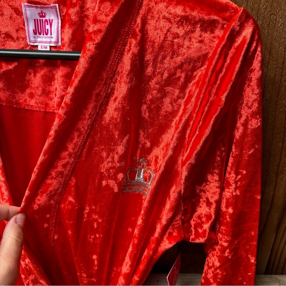 Juicy Couture Fiery Red Crushed Velvet Short Robe - Picture 4 of 8